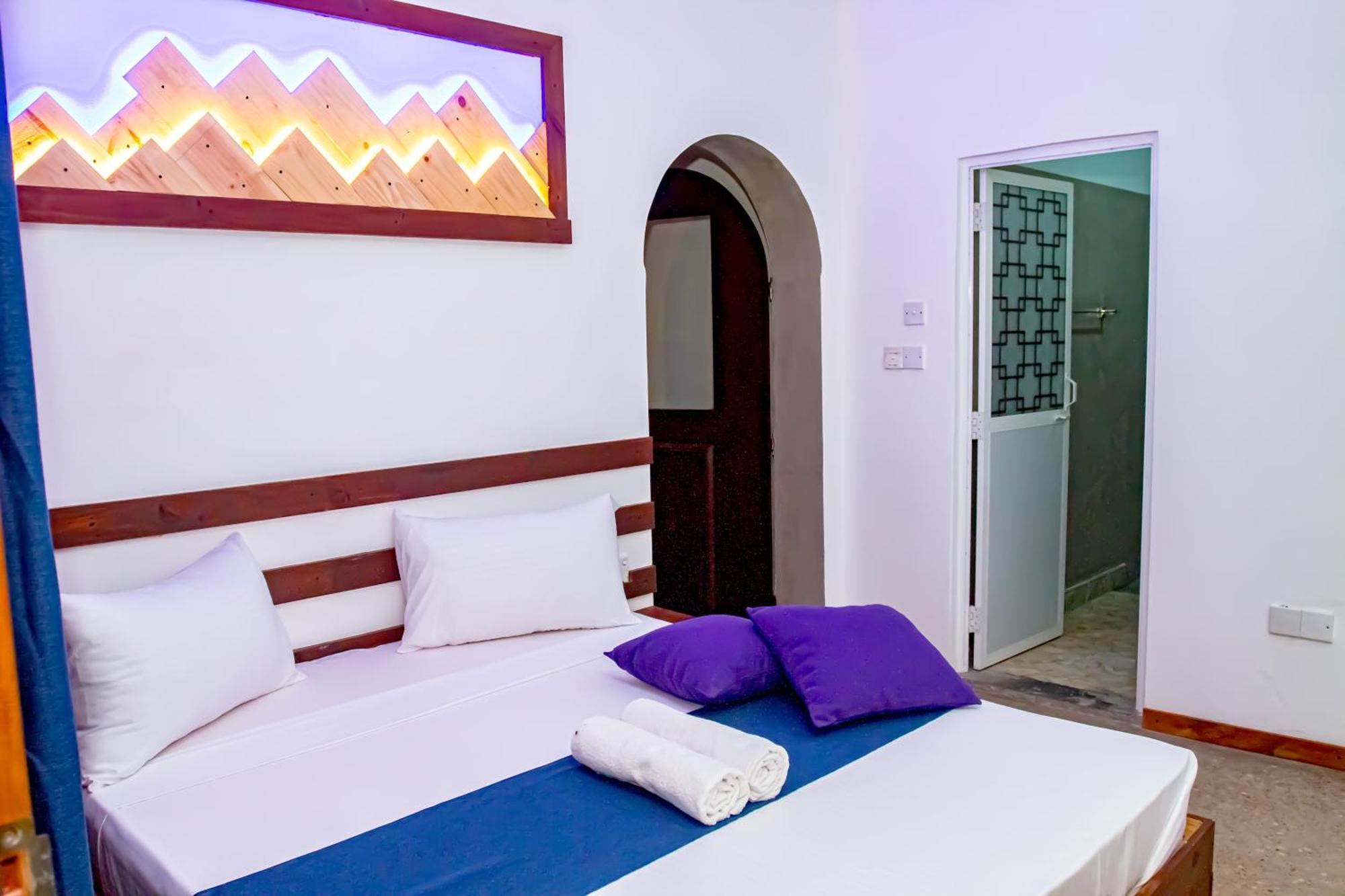 Mandavilla Airport Transit Hotel Катунаяка Экстерьер фото